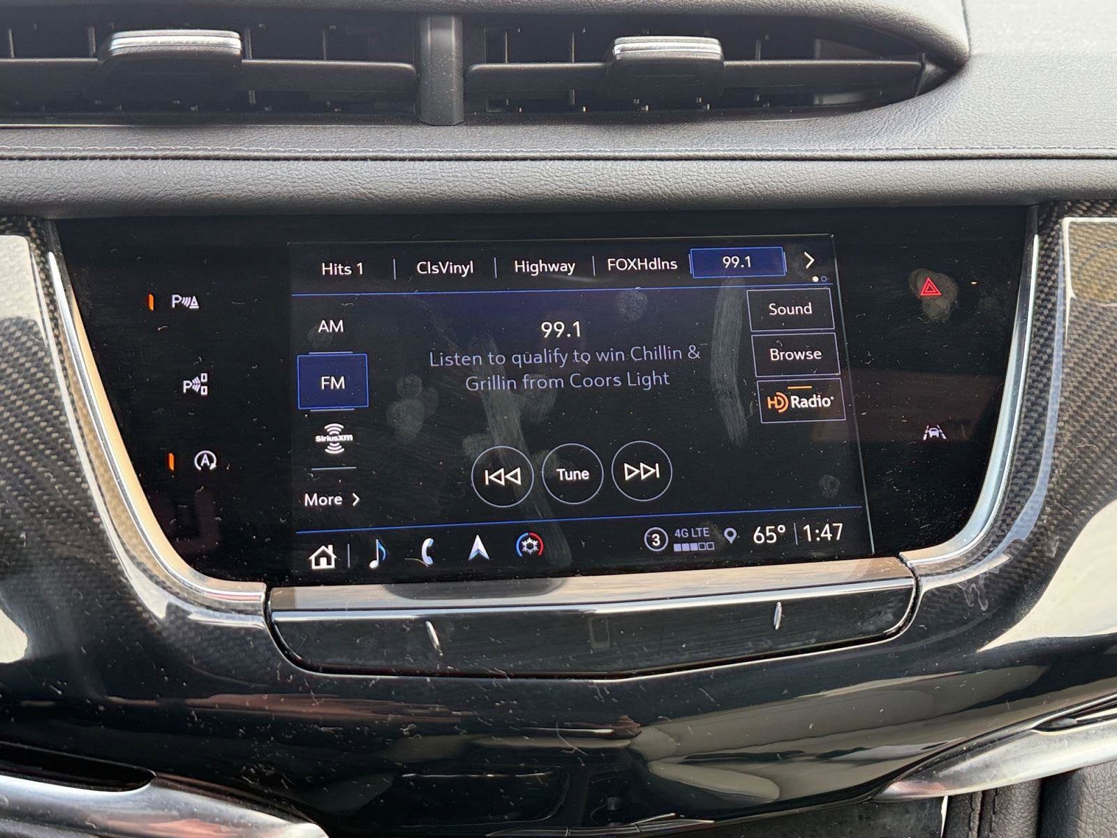 2024 Cadillac XT6 Base