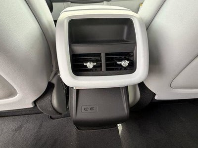 2025 Cadillac LYRIQ Luxury 1