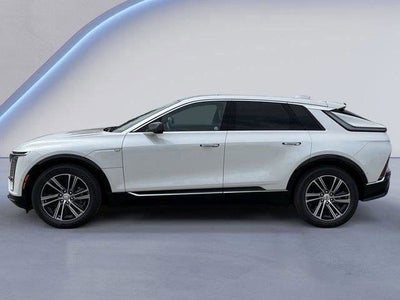 2025 Cadillac LYRIQ Luxury 1