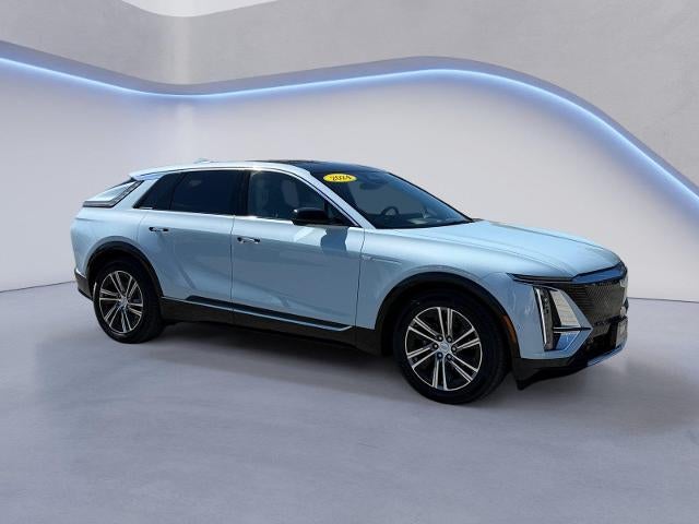 2024 Cadillac LYRIQ 4dr Luxury w/1SD