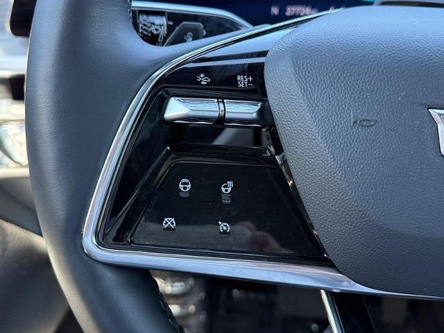 2024 Cadillac LYRIQ 4dr Luxury w/1SD