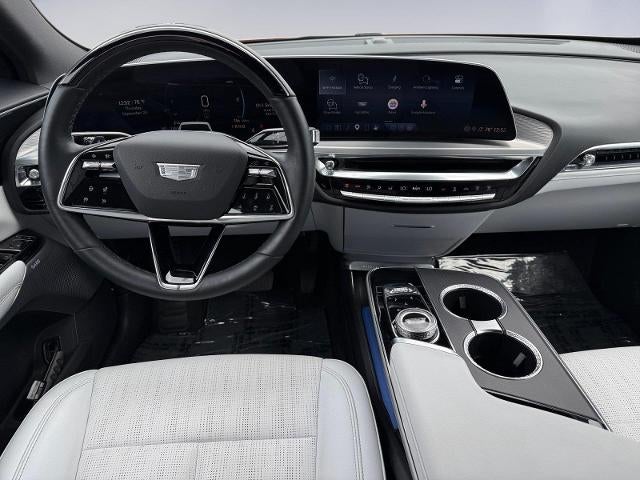 2024 Cadillac LYRIQ Sport 2