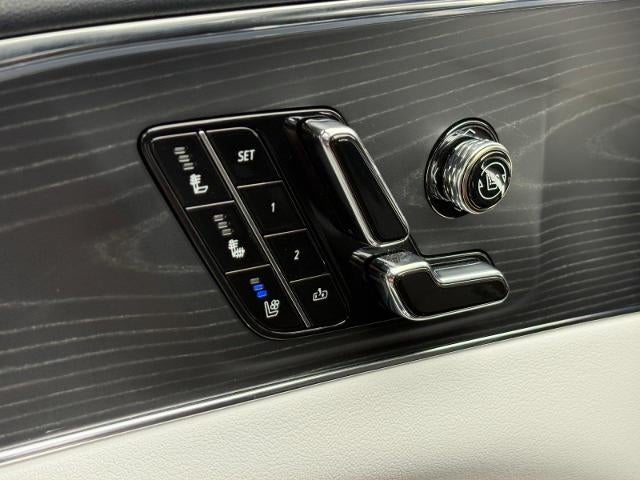 2024 Cadillac LYRIQ Sport 2