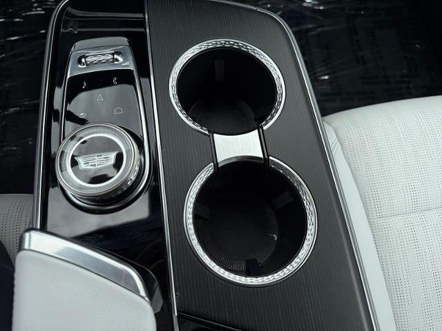 2024 Cadillac LYRIQ Sport 2