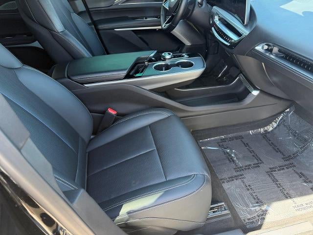 2024 Cadillac LYRIQ Sport 2