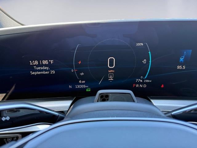 2024 Cadillac LYRIQ Sport 2