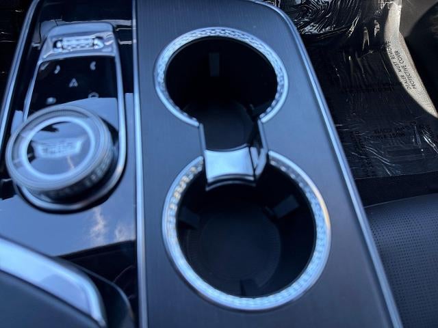 2024 Cadillac LYRIQ Sport 2
