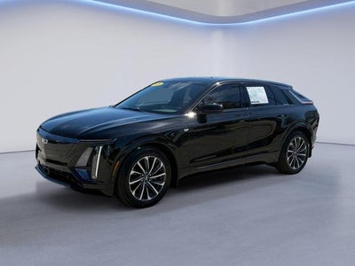 2024 Cadillac LYRIQ Sport 2