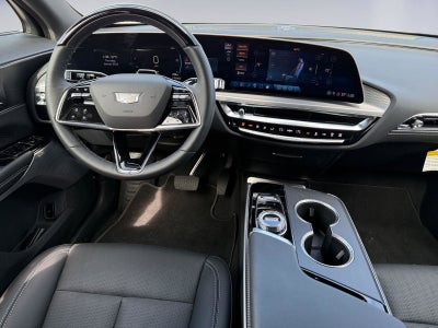 2025 Cadillac LYRIQ Sport 3