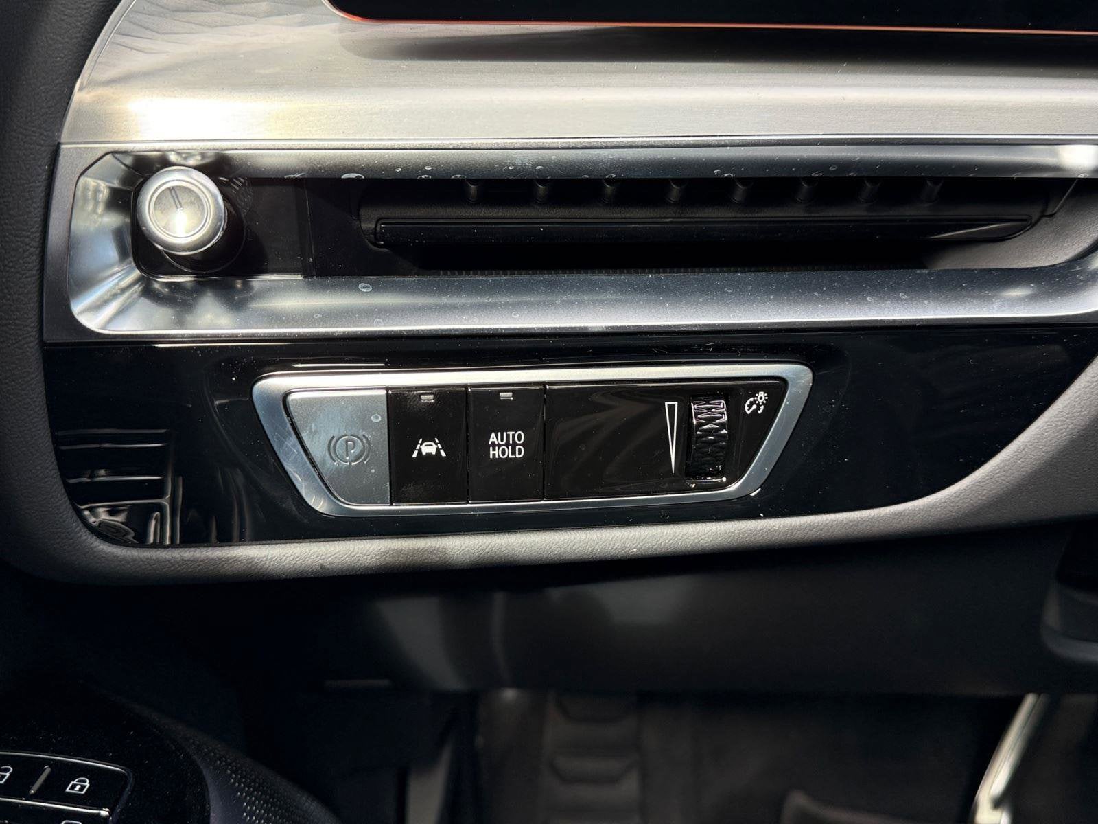 2025 Cadillac LYRIQ Sport 3