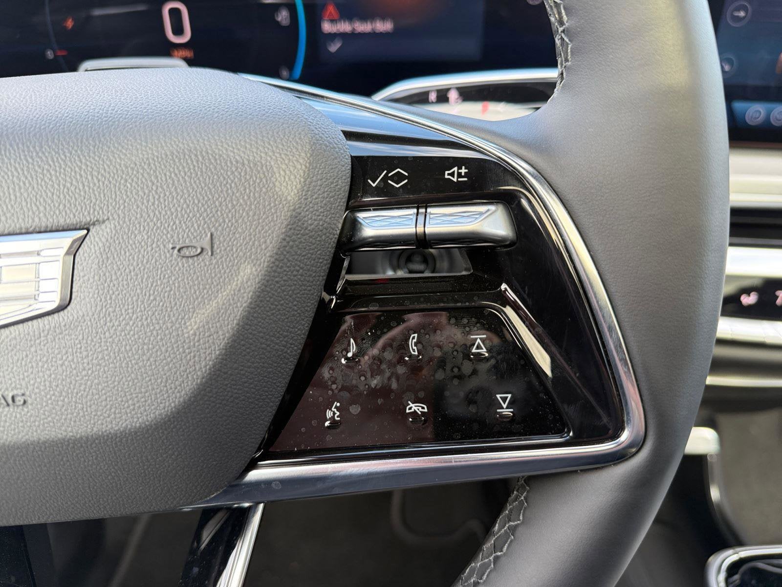 2025 Cadillac LYRIQ Sport 3