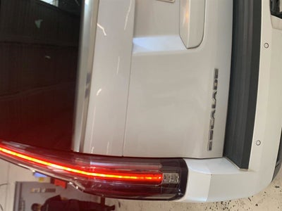 2018 Cadillac Escalade Base