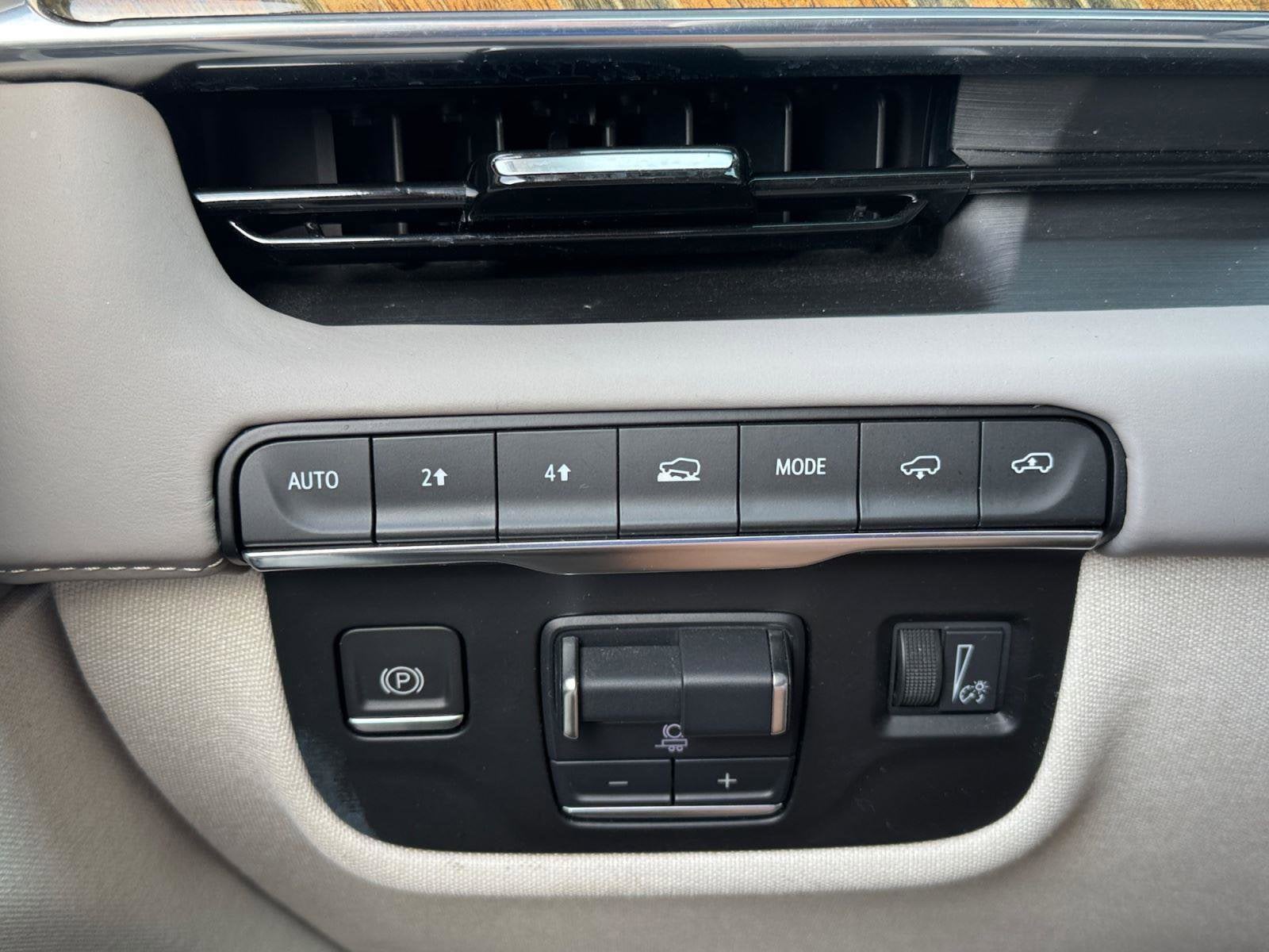 2022 Cadillac Escalade Base