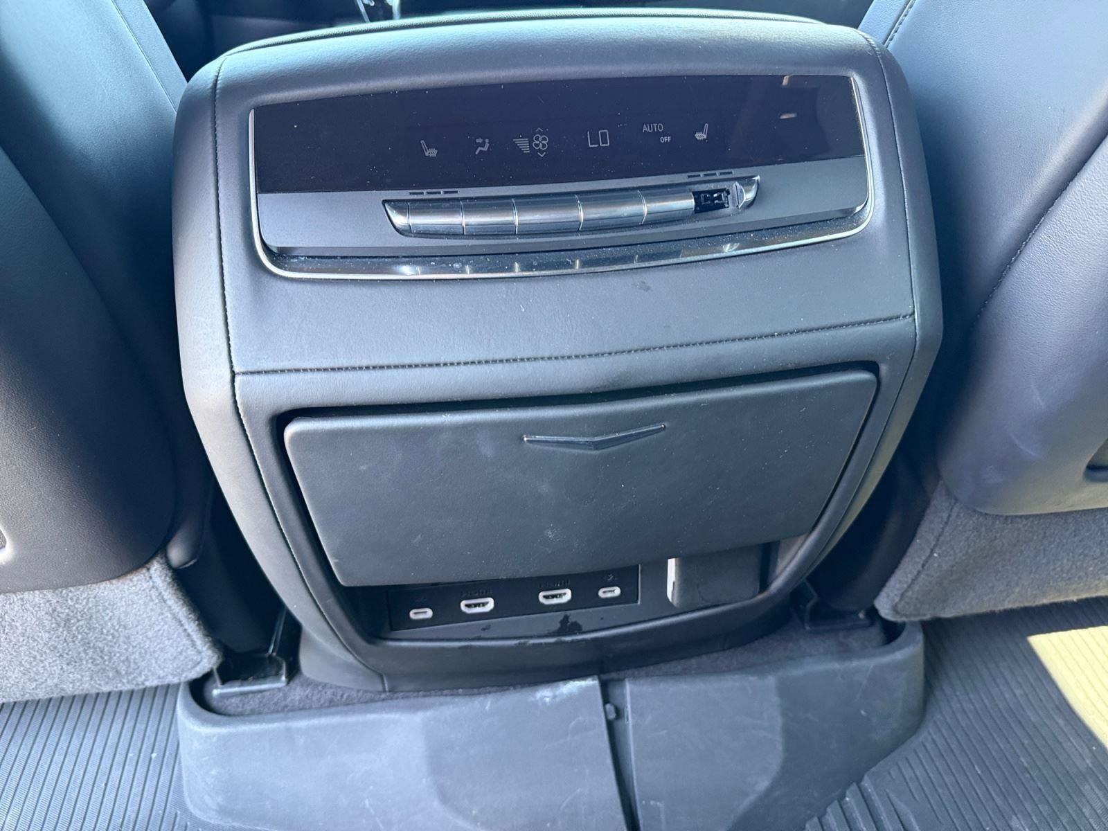 2024 Cadillac Escalade Base