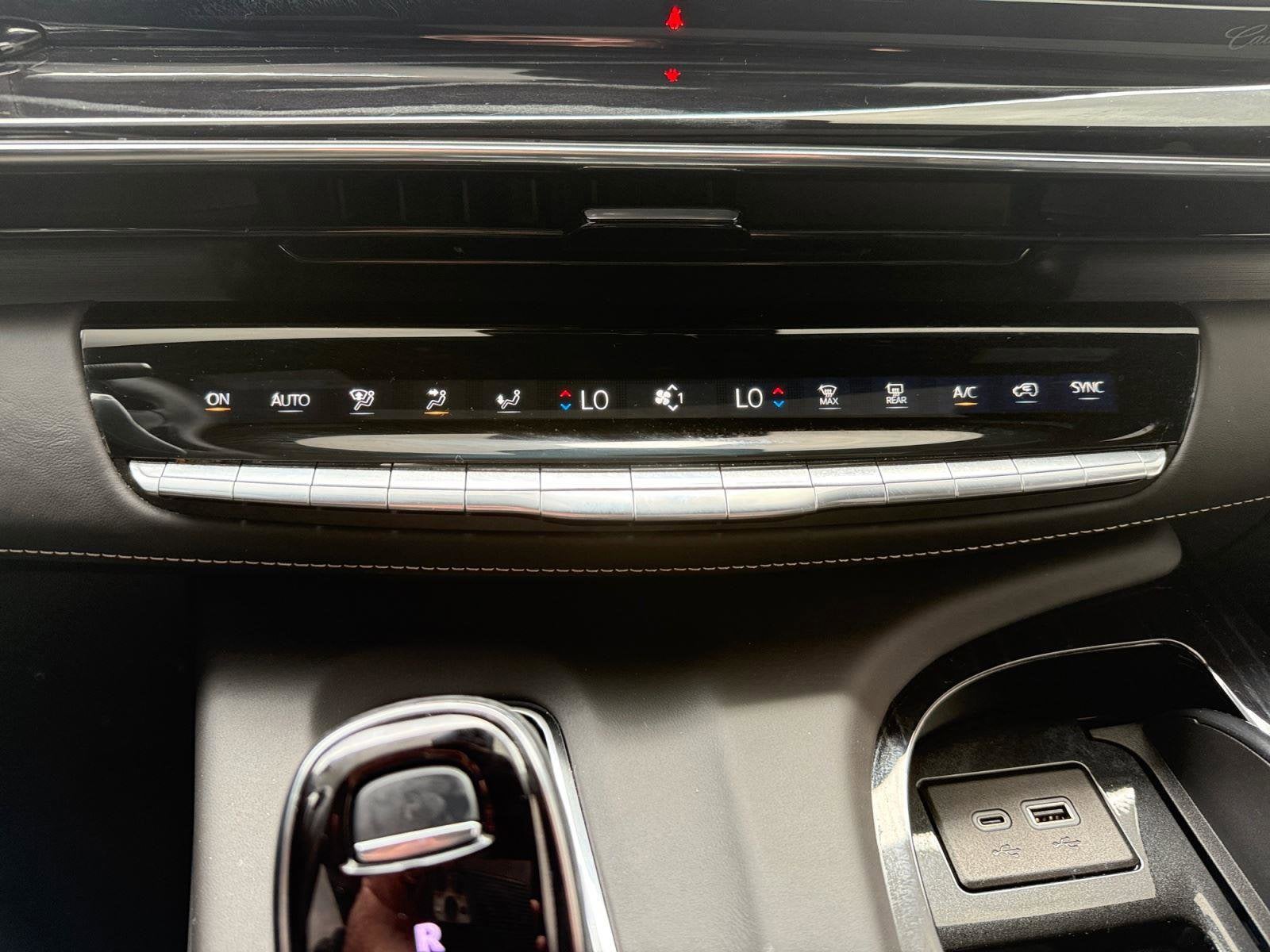 2024 Cadillac Escalade Base