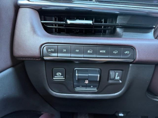 2024 Cadillac Escalade ESV Sport Platinum