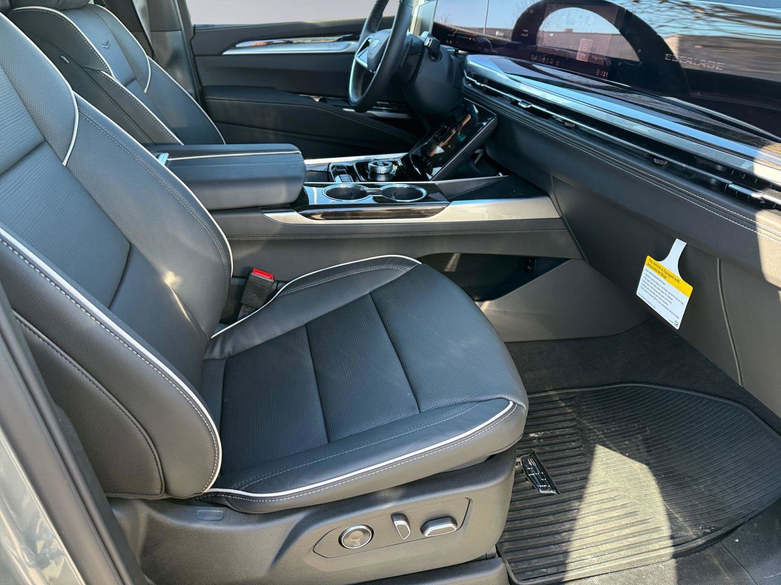 2026 Cadillac Escalade Luxury