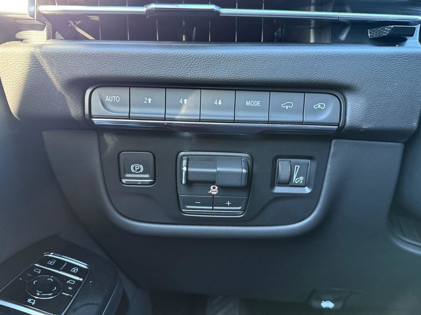 2026 Cadillac Escalade Luxury