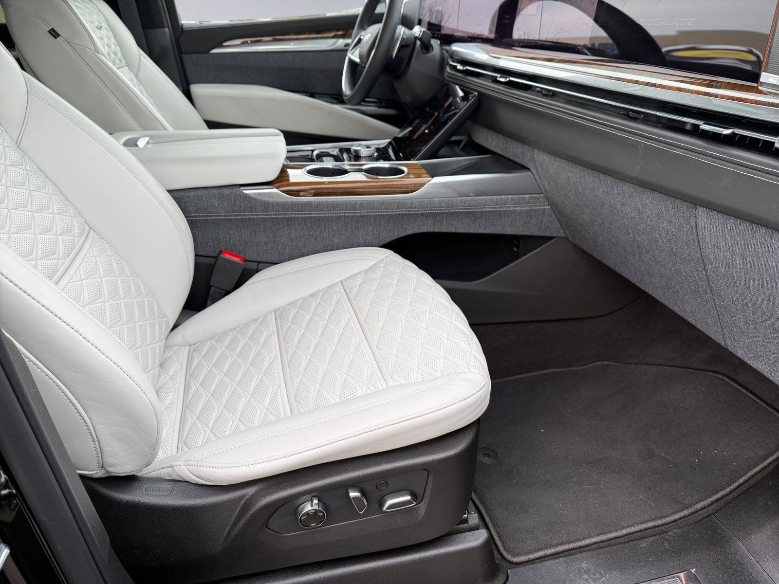 2026 Cadillac Escalade Platinum Luxury