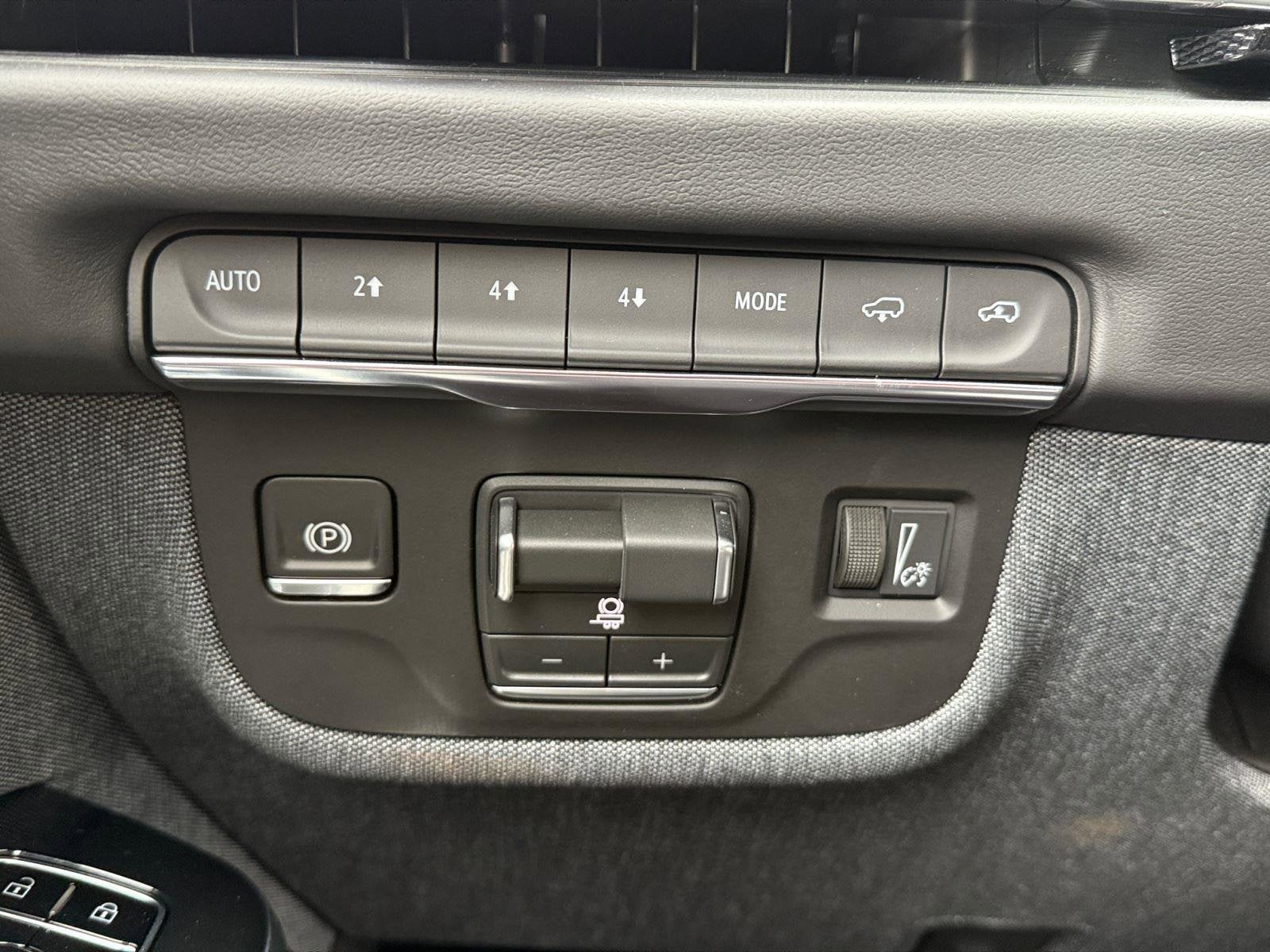 2026 Cadillac Escalade Platinum Luxury