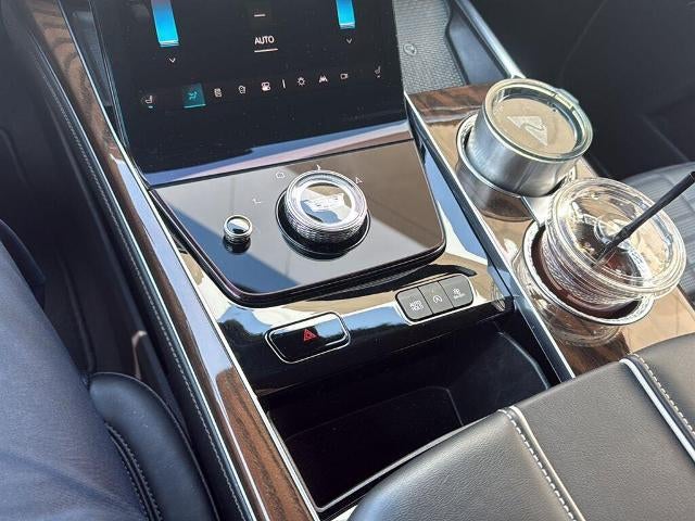 2025 Cadillac Escalade 4WD Premium Luxury Platinum