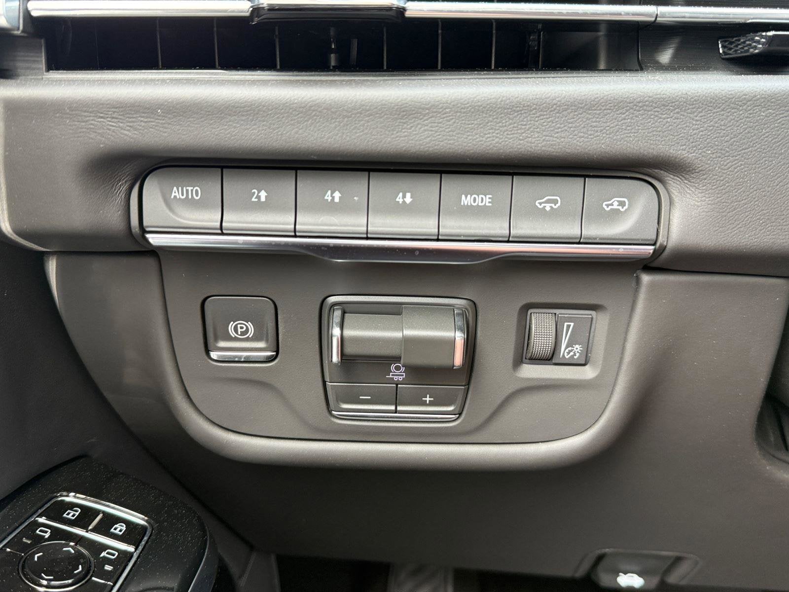 2026 Cadillac Escalade Platinum Sport