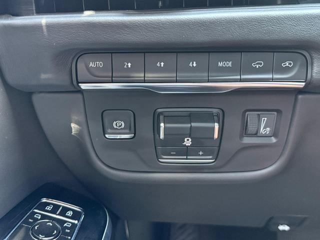 2025 Cadillac Escalade 4WD Sport Platinum