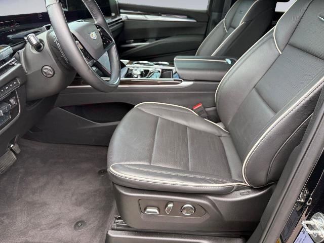 2025 Cadillac Escalade ESV 4WD Premium Luxury