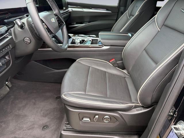 2025 Cadillac Escalade ESV 4WD Premium Luxury