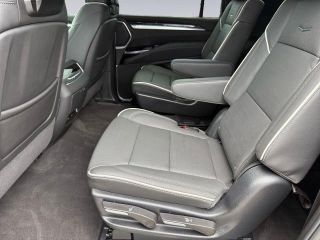 2025 Cadillac Escalade ESV 4WD Premium Luxury