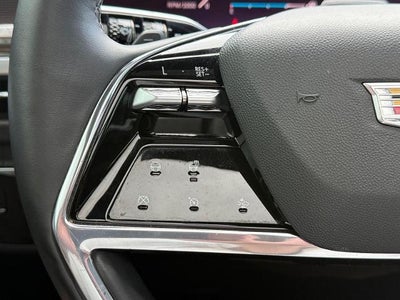 2025 Cadillac Escalade ESV 4WD Premium Luxury