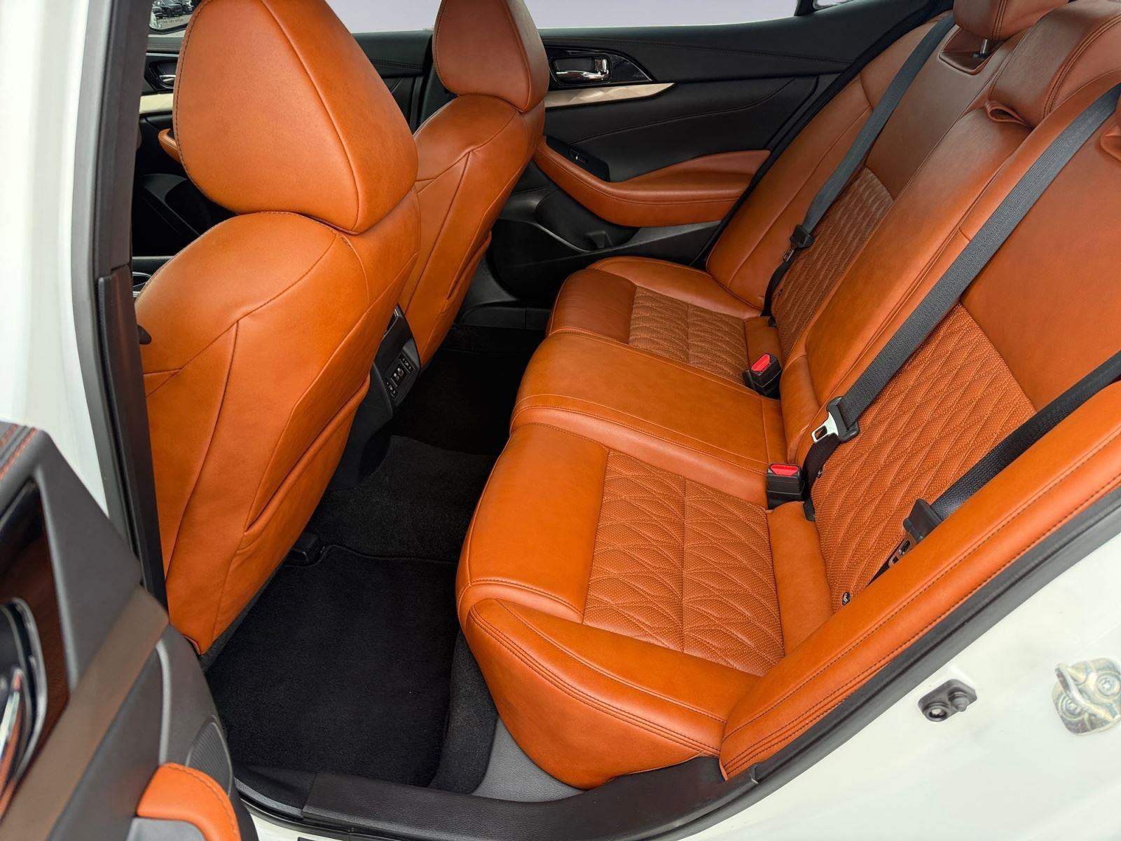 2020 Nissan Maxima Base