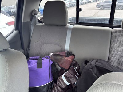 2019 Nissan Frontier Base