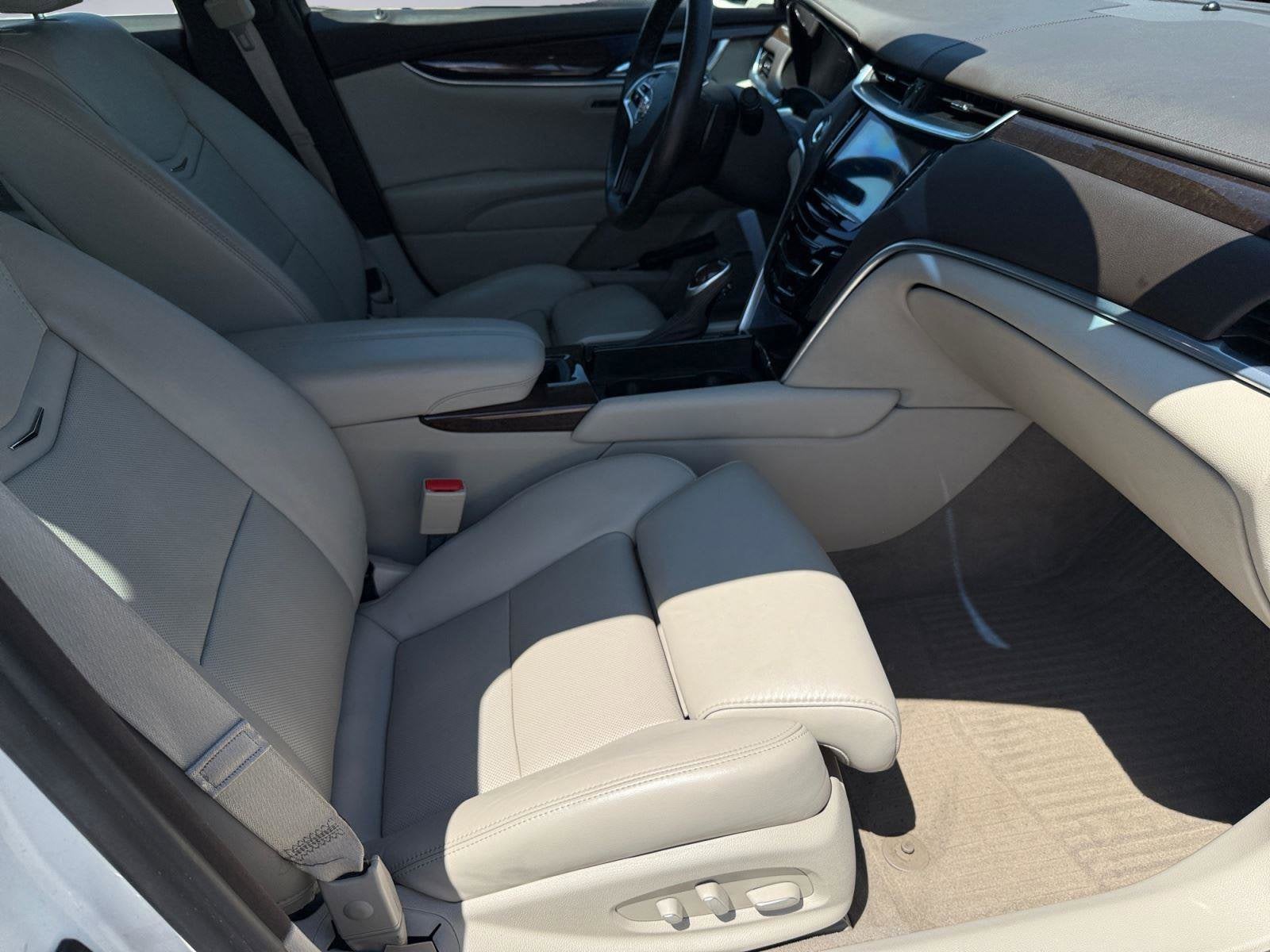 2013 Cadillac XTS Base