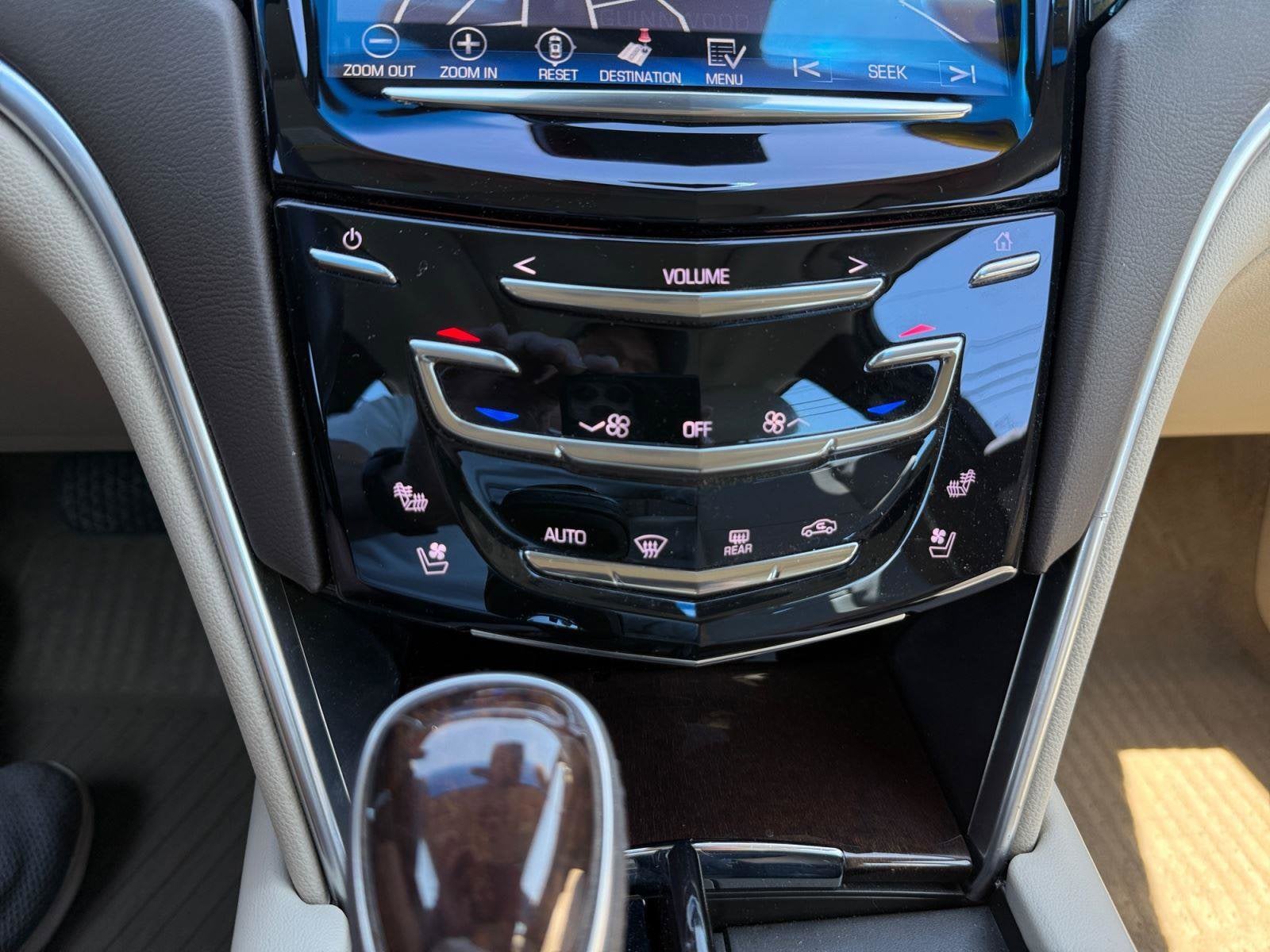 2013 Cadillac XTS Base