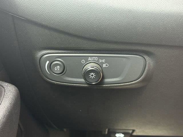 2022 Chevrolet Equinox Base