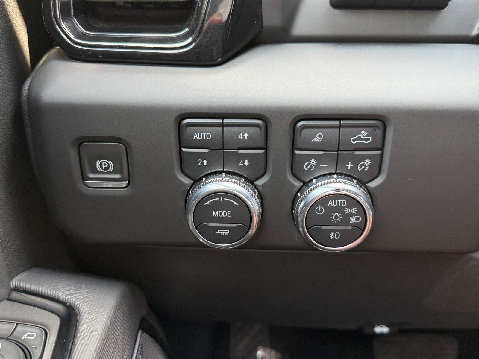 2024 GMC Sierra 1500 Base