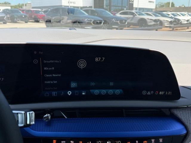 2027 Cadillac OPTIQ Luxury