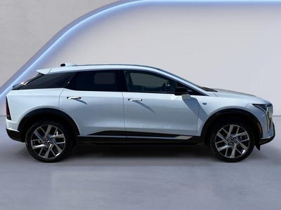 2027 Cadillac OPTIQ Luxury
