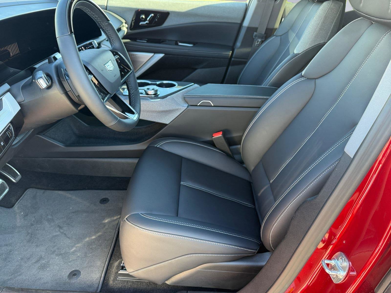 2026 Cadillac OPTIQ Luxury