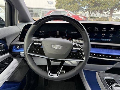 2025 Cadillac OPTIQ Luxury 1