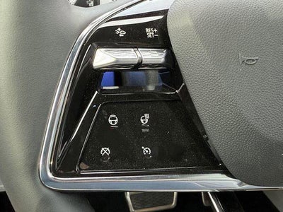 2025 Cadillac OPTIQ Luxury 1