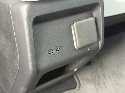 2025 Cadillac OPTIQ Luxury 1