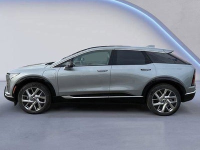 2025 Cadillac OPTIQ Luxury 1