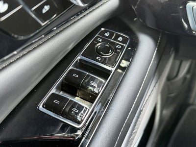 2025 Cadillac OPTIQ Luxury 1