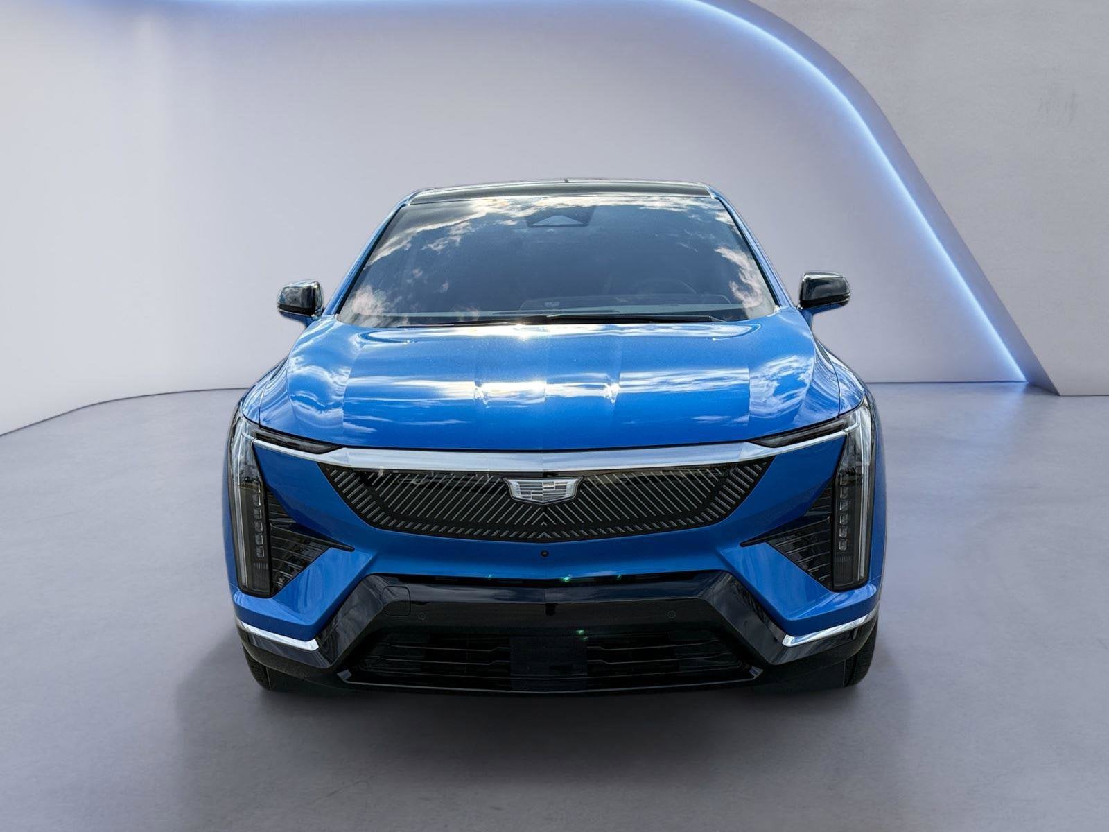2025 Cadillac OPTIQ Luxury 1