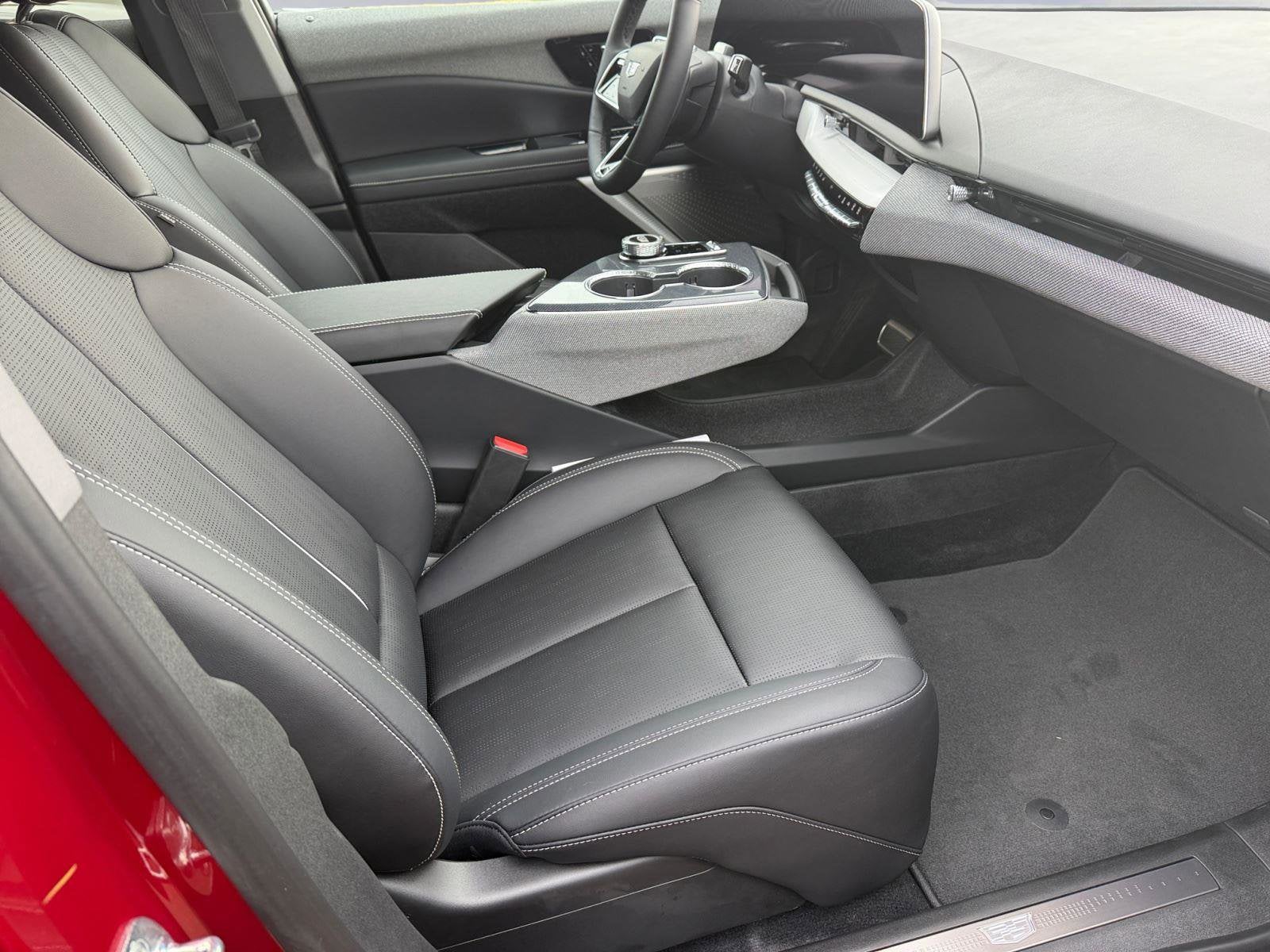 2026 Cadillac OPTIQ Premium Luxury