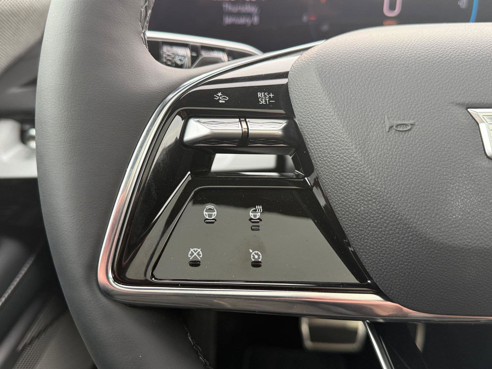 2026 Cadillac OPTIQ Premium Luxury