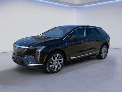 2025 Cadillac OPTIQ Luxury 2