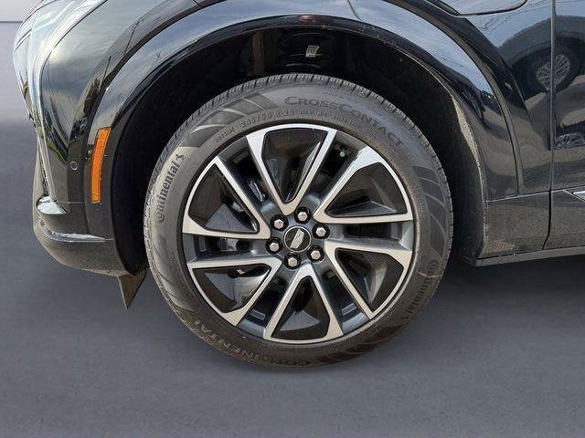 2025 Cadillac OPTIQ Sport 2